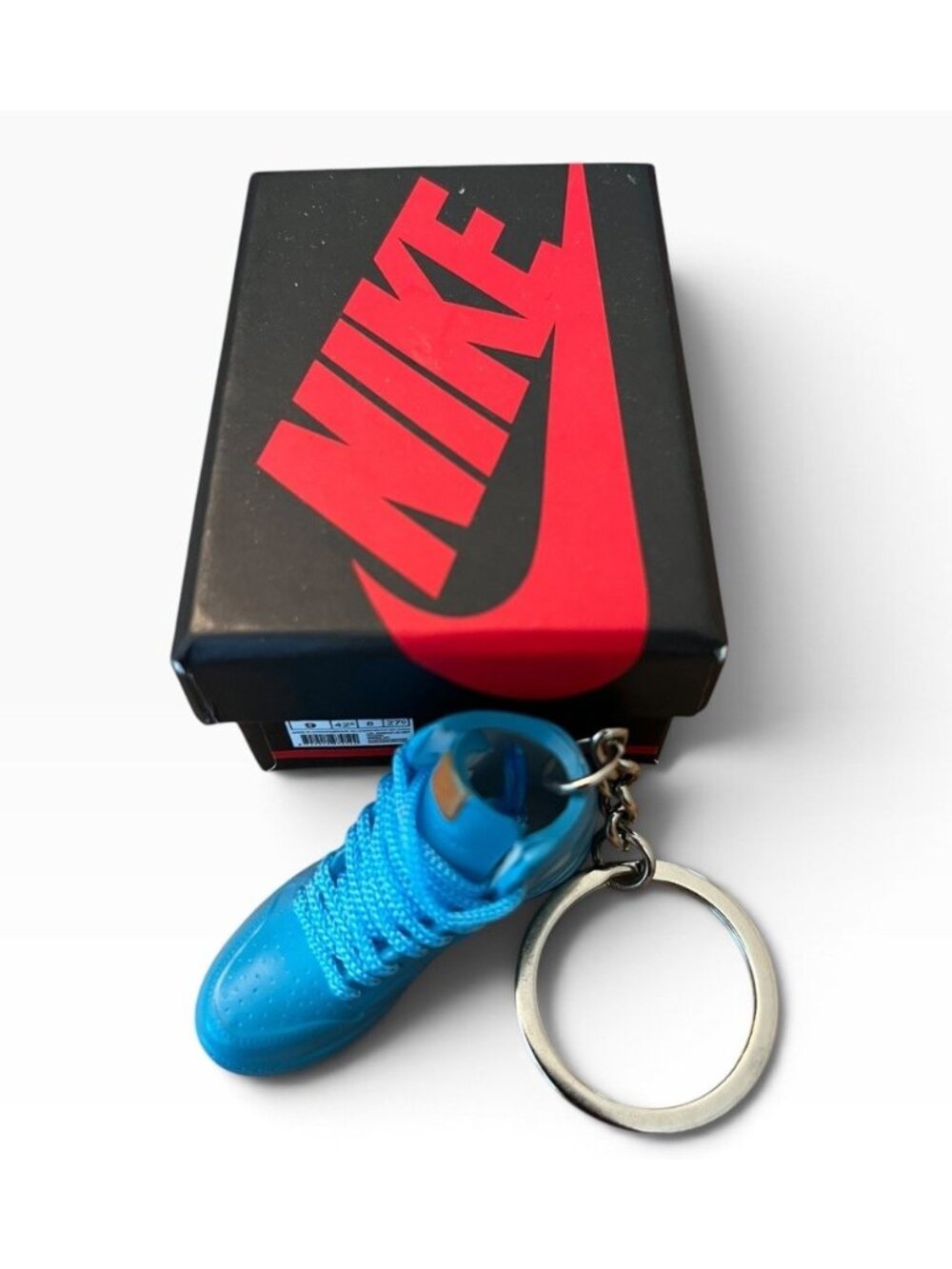 Nike Air Jordan Blue Sneaker Keychain With Mini Shoe Box Gatorade Sneakerhead